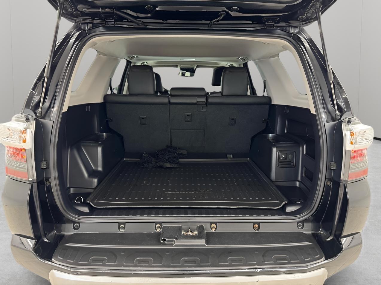 Toyota 4Runner TRD Off Road Premium 4WD (Natl) 2021