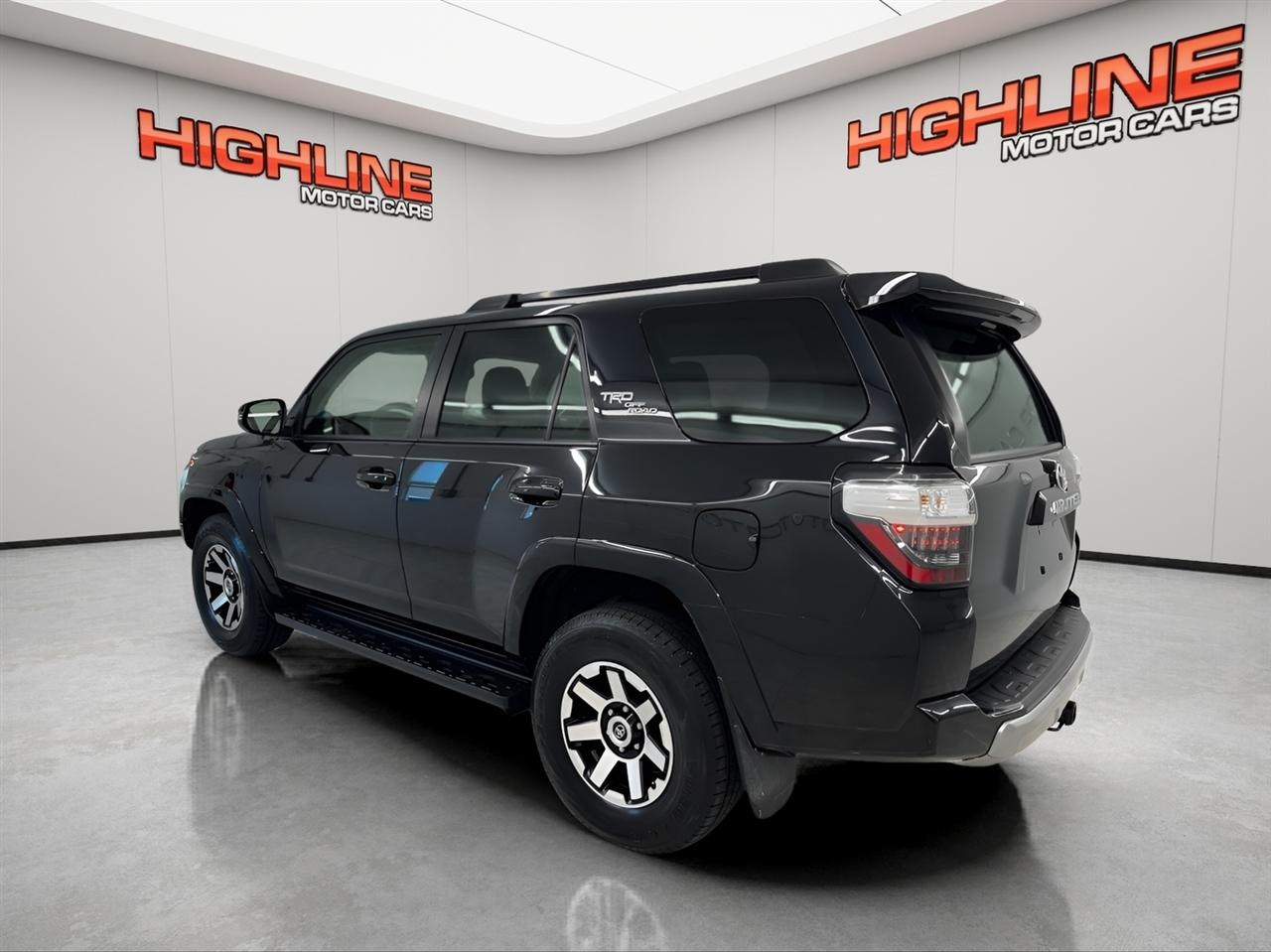 Toyota 4Runner TRD Off Road Premium 4WD (Natl) 2021