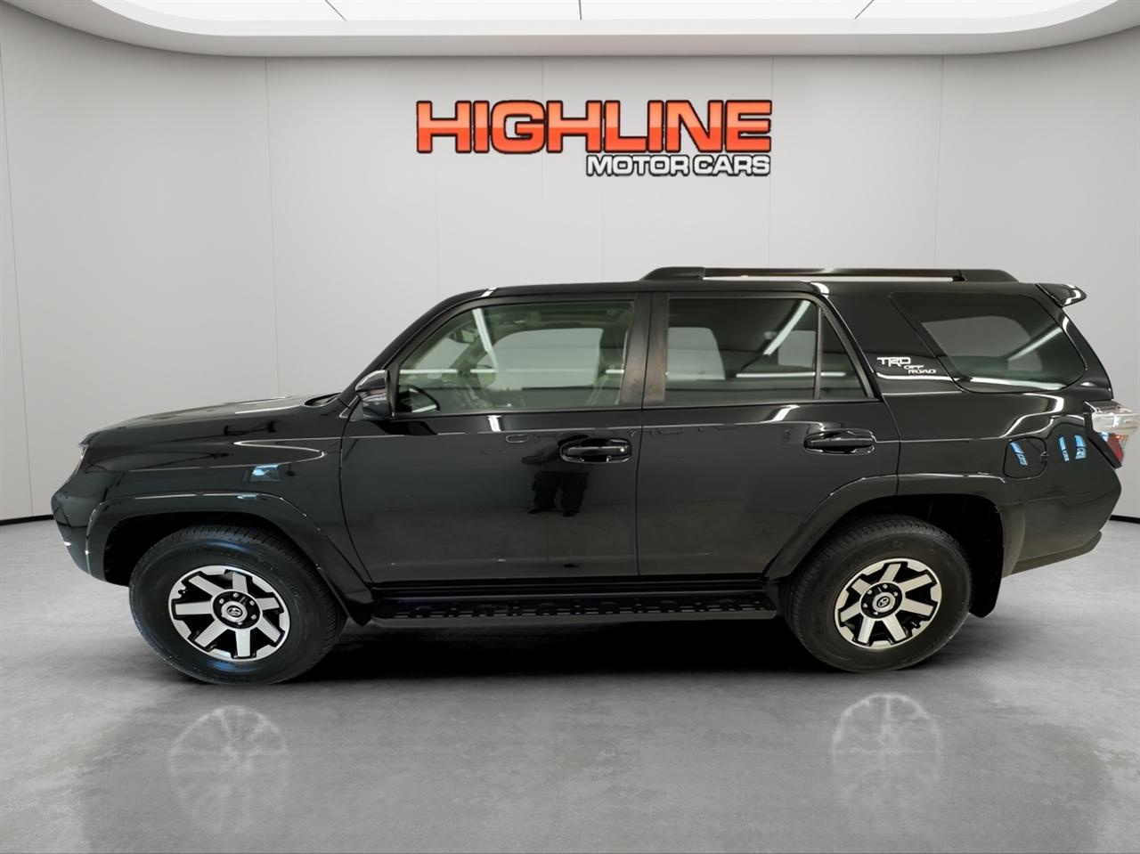 Toyota 4Runner TRD Off Road Premium 4WD (Natl) 2021