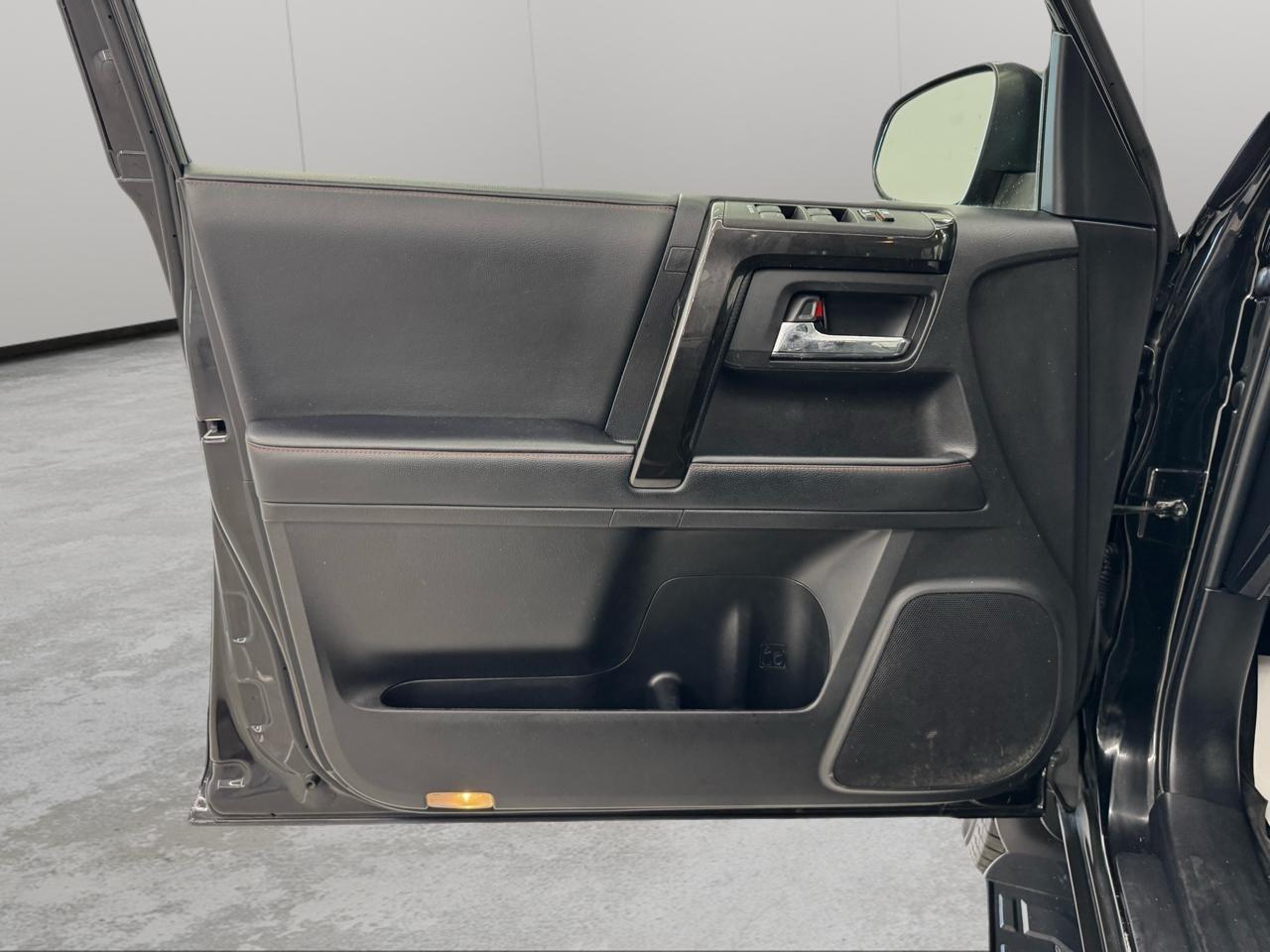 Toyota 4Runner TRD Off Road Premium 4WD (Natl) 2021