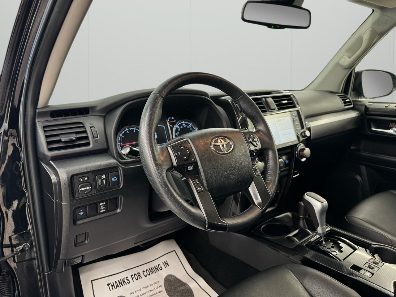 Toyota 4Runner TRD Off Road Premium 4WD (Natl) 2021