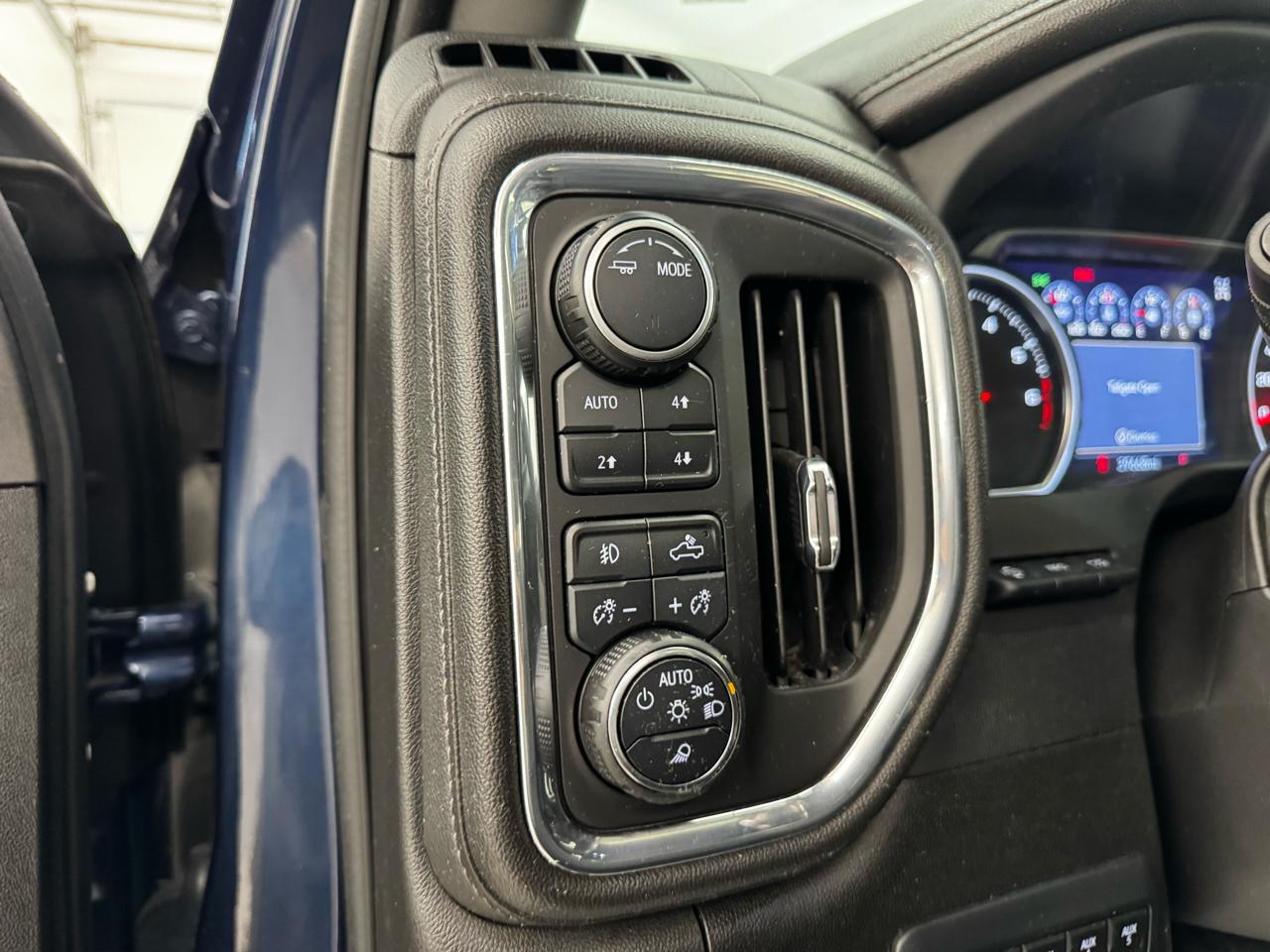 Chevrolet Silverado 2500HD 4WD Crew Cab 159" LTZ 2022