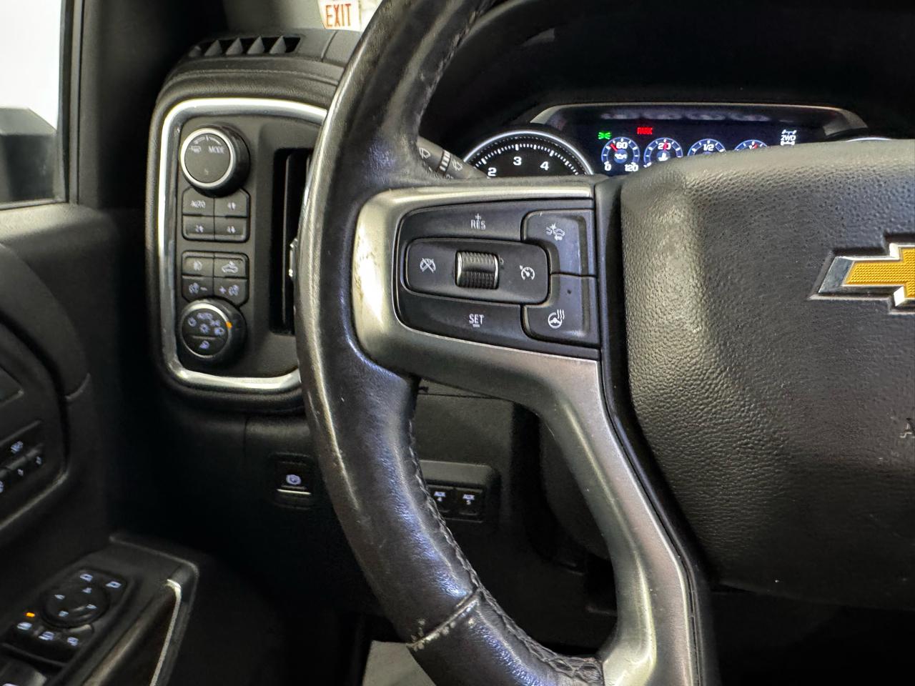 Chevrolet Silverado 2500HD 4WD Crew Cab 159" LTZ 2022