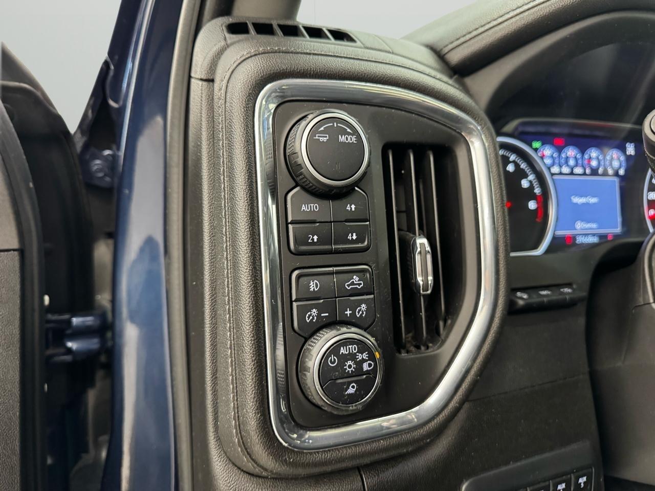 Chevrolet Silverado 2500HD 4WD Crew Cab 159" LTZ 2022