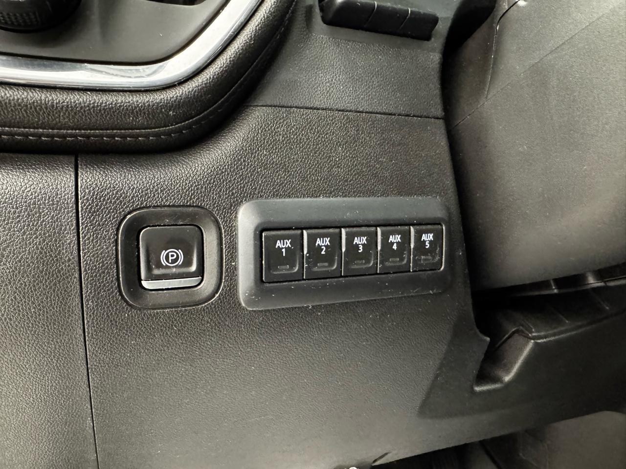 Chevrolet Silverado 2500HD 4WD Crew Cab 159" LTZ 2022