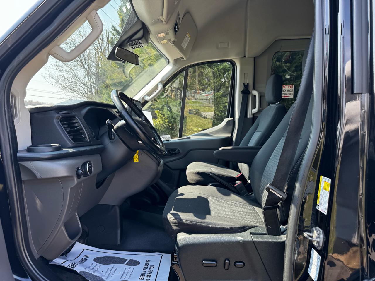 Ford Transit Passenger Wagon T-350 HD 148" EL High Roof XLT DRW AWD 2022