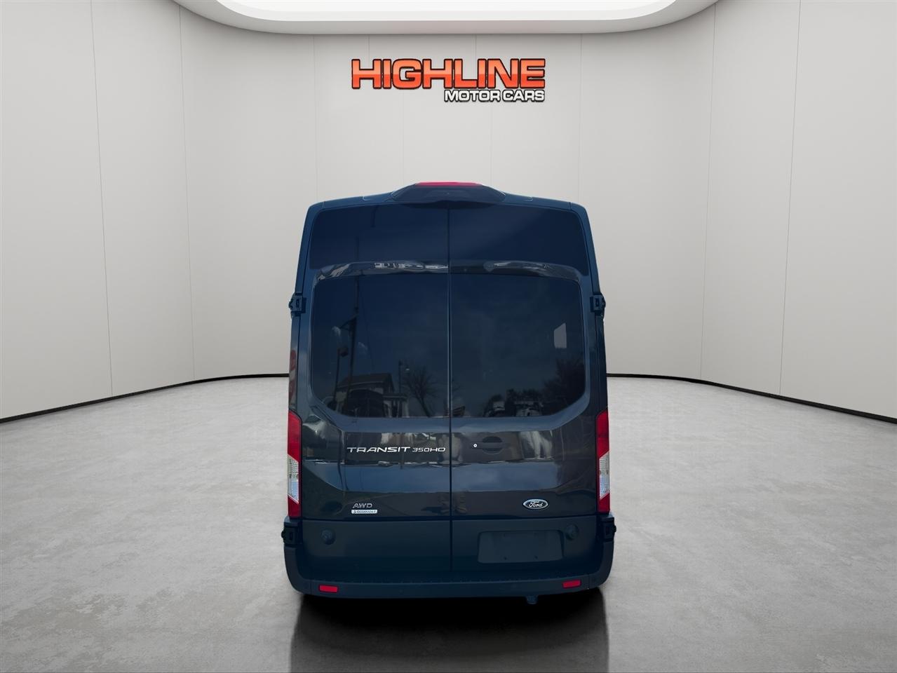 Ford Transit Passenger Wagon T-350 HD 148" EL High Roof XLT DRW AWD 2022