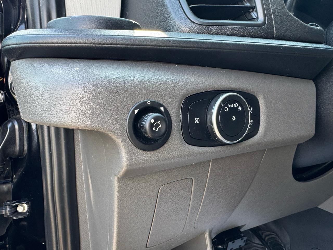 Ford Transit Passenger Wagon T-350 HD 148" EL High Roof XLT DRW AWD 2022