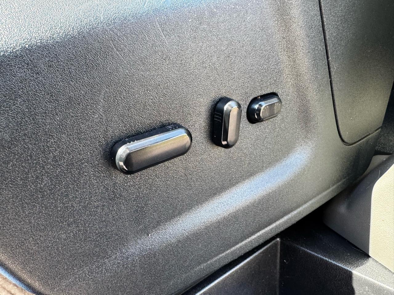 Ford Transit Passenger Wagon T-350 HD 148" EL High Roof XLT DRW AWD 2022