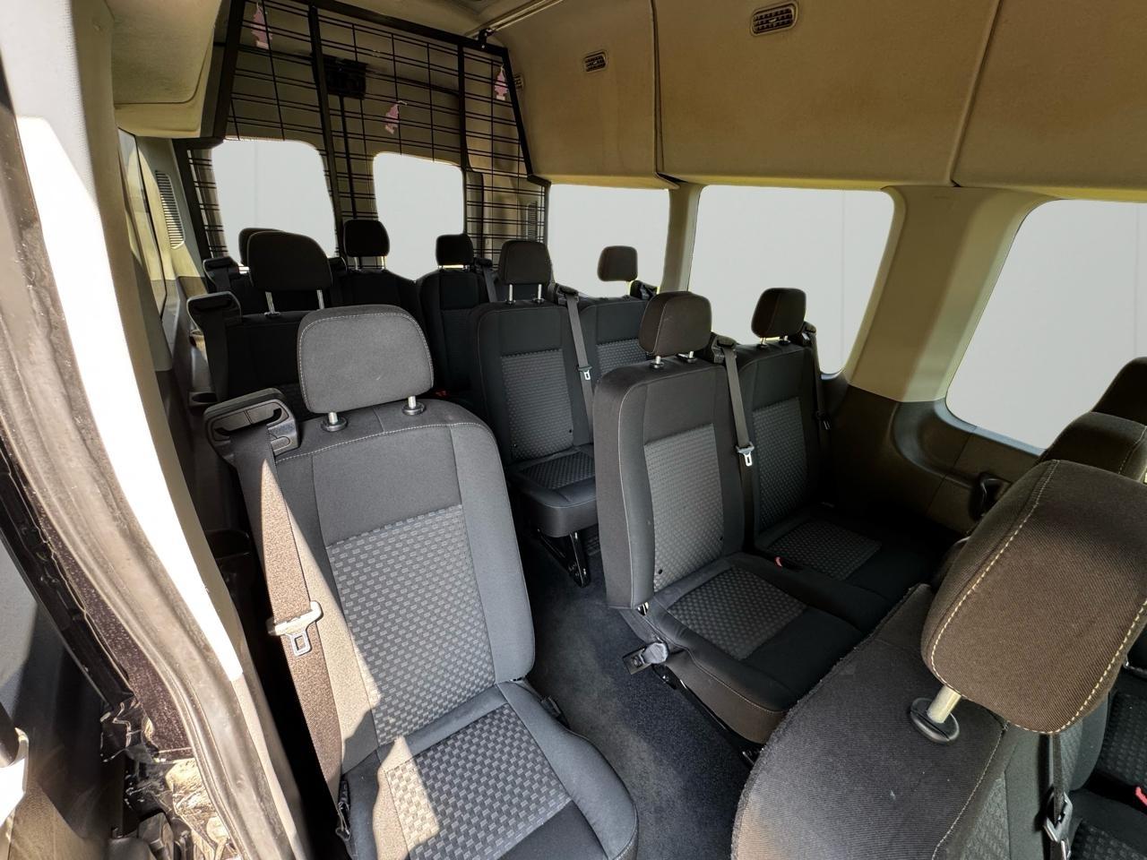 Ford Transit Passenger Wagon T-350 HD 148" EL High Roof XLT DRW AWD 2022