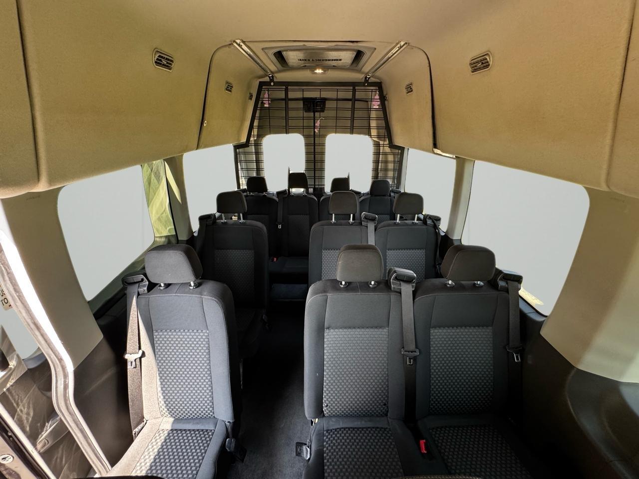 Ford Transit Passenger Wagon T-350 HD 148" EL High Roof XLT DRW AWD 2022