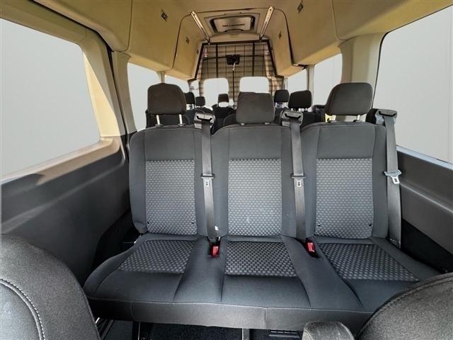 Ford Transit Passenger Wagon T-350 HD 148" EL High Roof XLT DRW AWD 2022