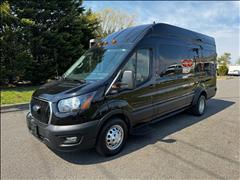 2022 Ford Transit Passenger Wagon 