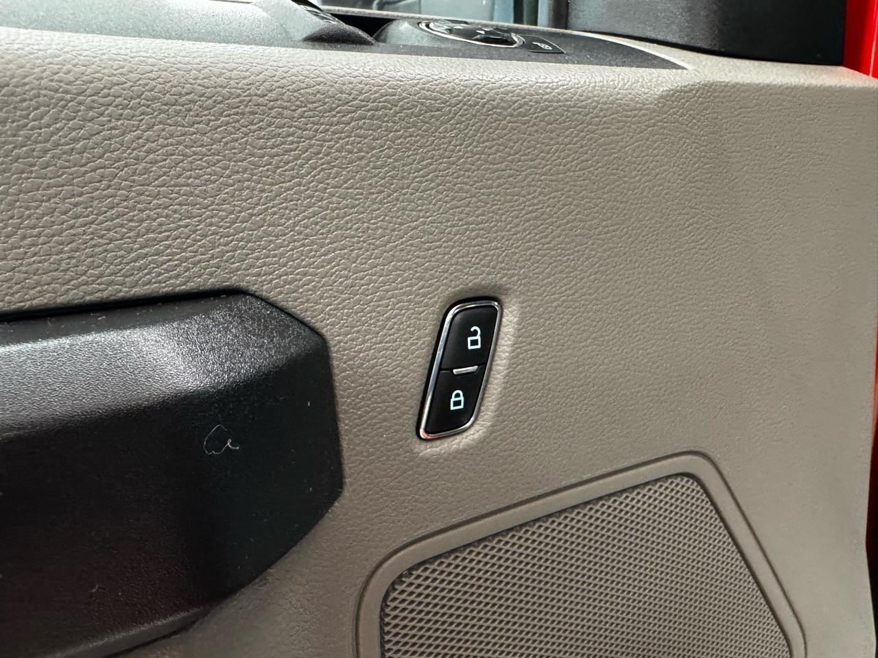 Ford Super Duty F-350 SRW XLT 4WD Reg Cab 8' Box 2020