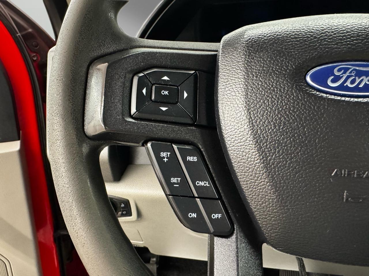 Ford Super Duty F-350 SRW XLT 4WD Reg Cab 8' Box 2020