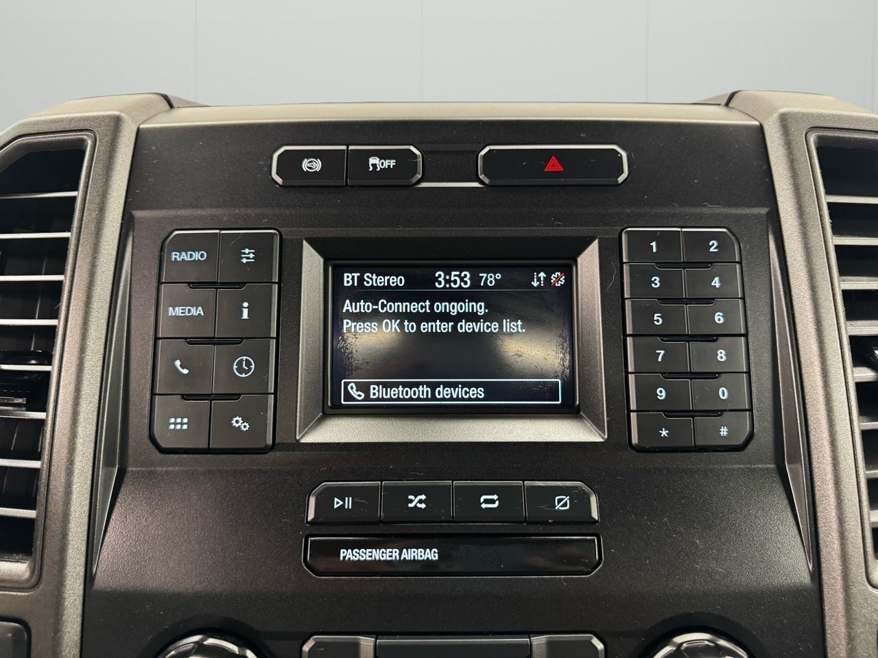 Ford Super Duty F-350 SRW XLT 4WD Reg Cab 8' Box 2020