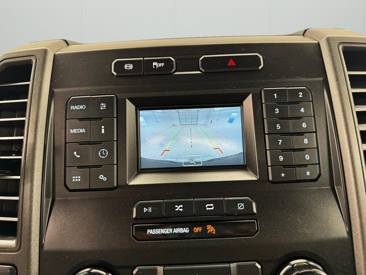 Ford Super Duty F-350 SRW XLT 4WD Reg Cab 8' Box 2020