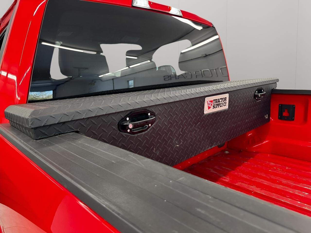 Ford Super Duty F-350 SRW XLT 4WD Reg Cab 8' Box 2020