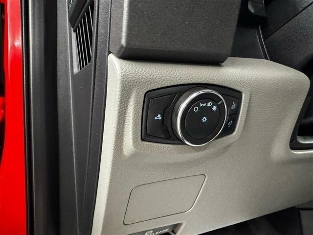 Ford Super Duty F-350 SRW XLT 4WD Reg Cab 8' Box 2020
