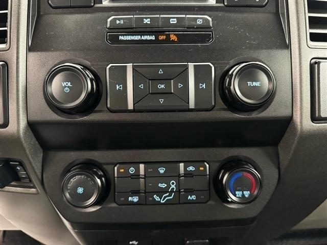 Ford Super Duty F-350 SRW XLT 4WD Reg Cab 8' Box 2020