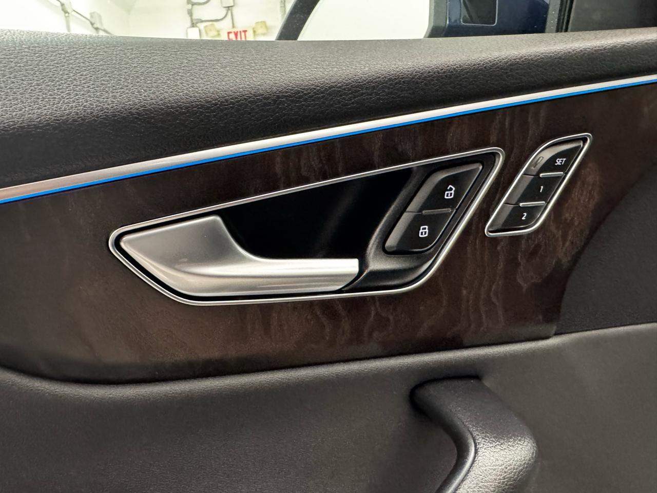 Audi Q8 Premium Plus 55 TFSI quattro 2019