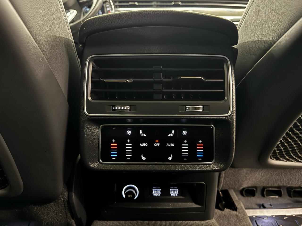 Audi Q8 Premium Plus 55 TFSI quattro 2019