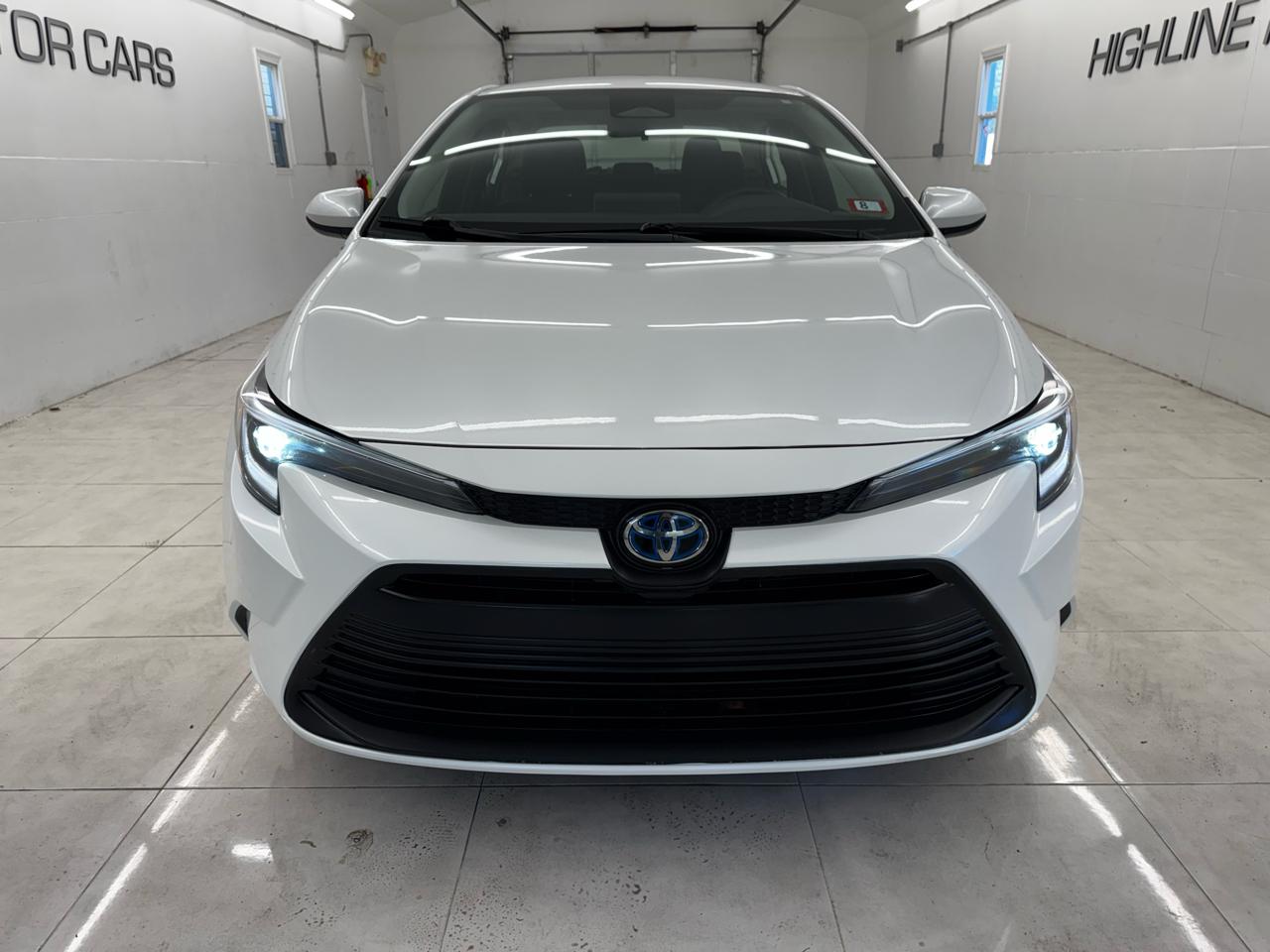 Toyota Corolla Hybrid LE AWD (Natl) 2023