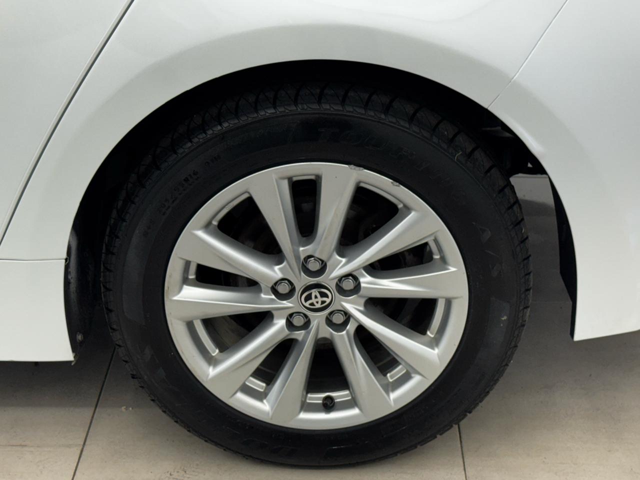 Toyota Corolla Hybrid LE AWD (Natl) 2023