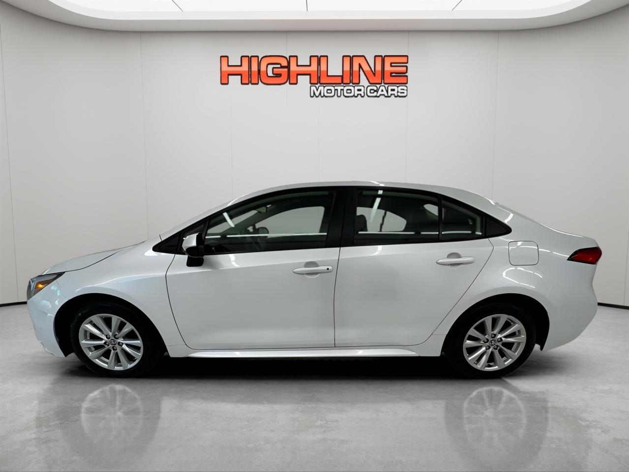 Toyota Corolla Hybrid LE AWD (Natl) 2023