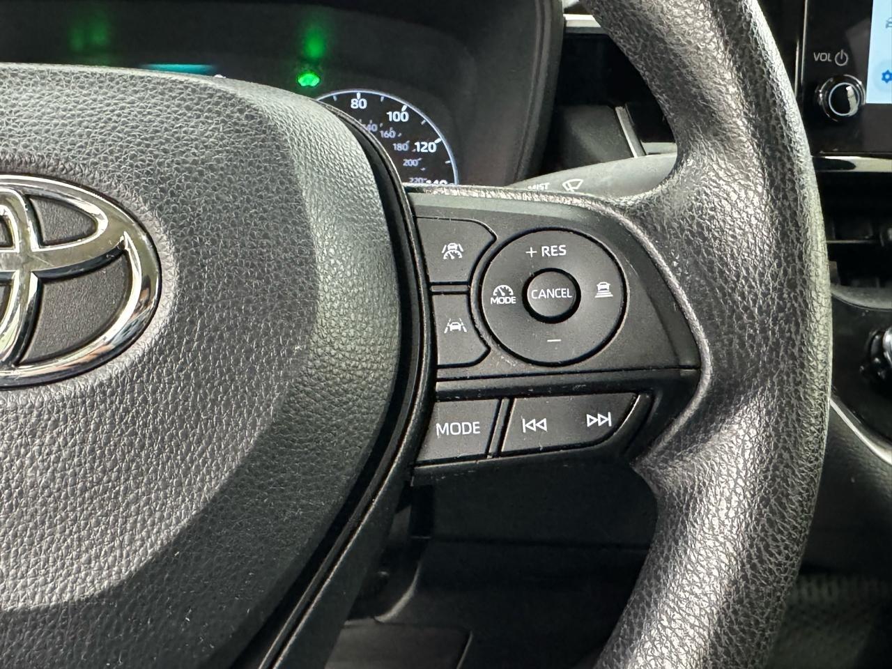 Toyota Corolla Hybrid LE AWD (Natl) 2023