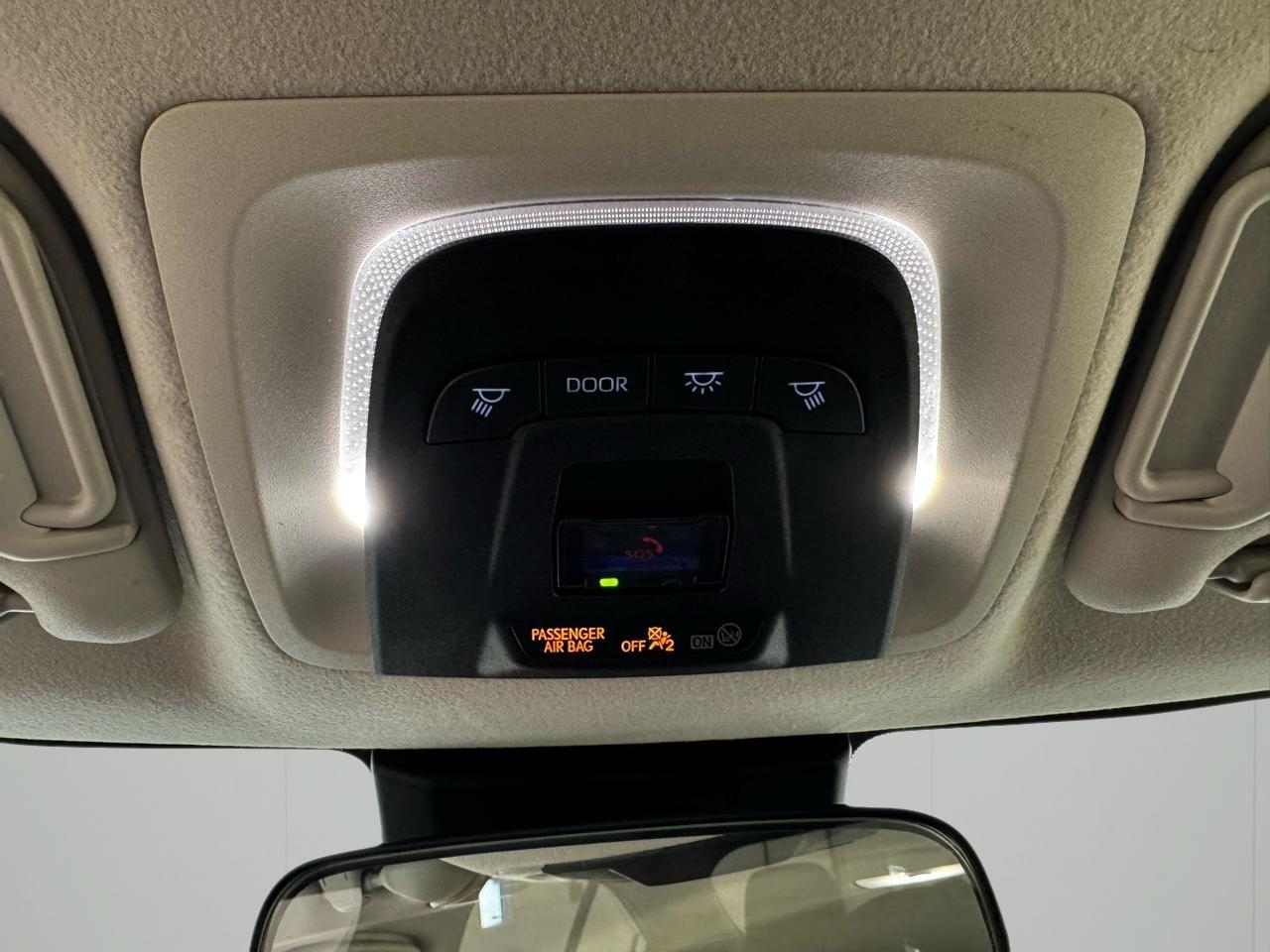 Toyota Corolla Hybrid LE AWD (Natl) 2023