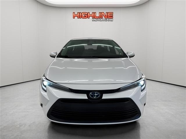Toyota Corolla Hybrid LE AWD (Natl) 2023