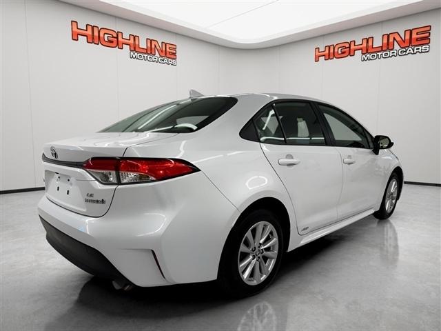 Toyota Corolla Hybrid LE AWD (Natl) 2023