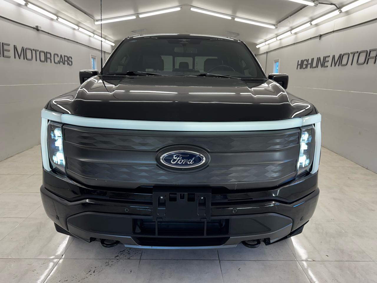 Ford F-150 Lightning Platinum 4WD SuperCrew 5.5' Box 2023