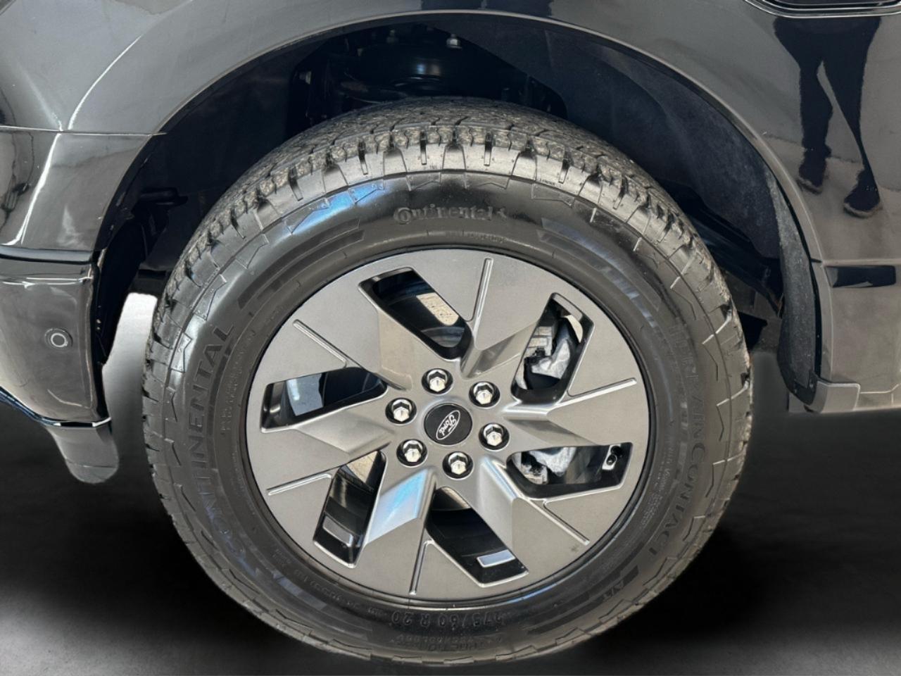 Ford F-150 Lightning Platinum 4WD SuperCrew 5.5' Box 2023