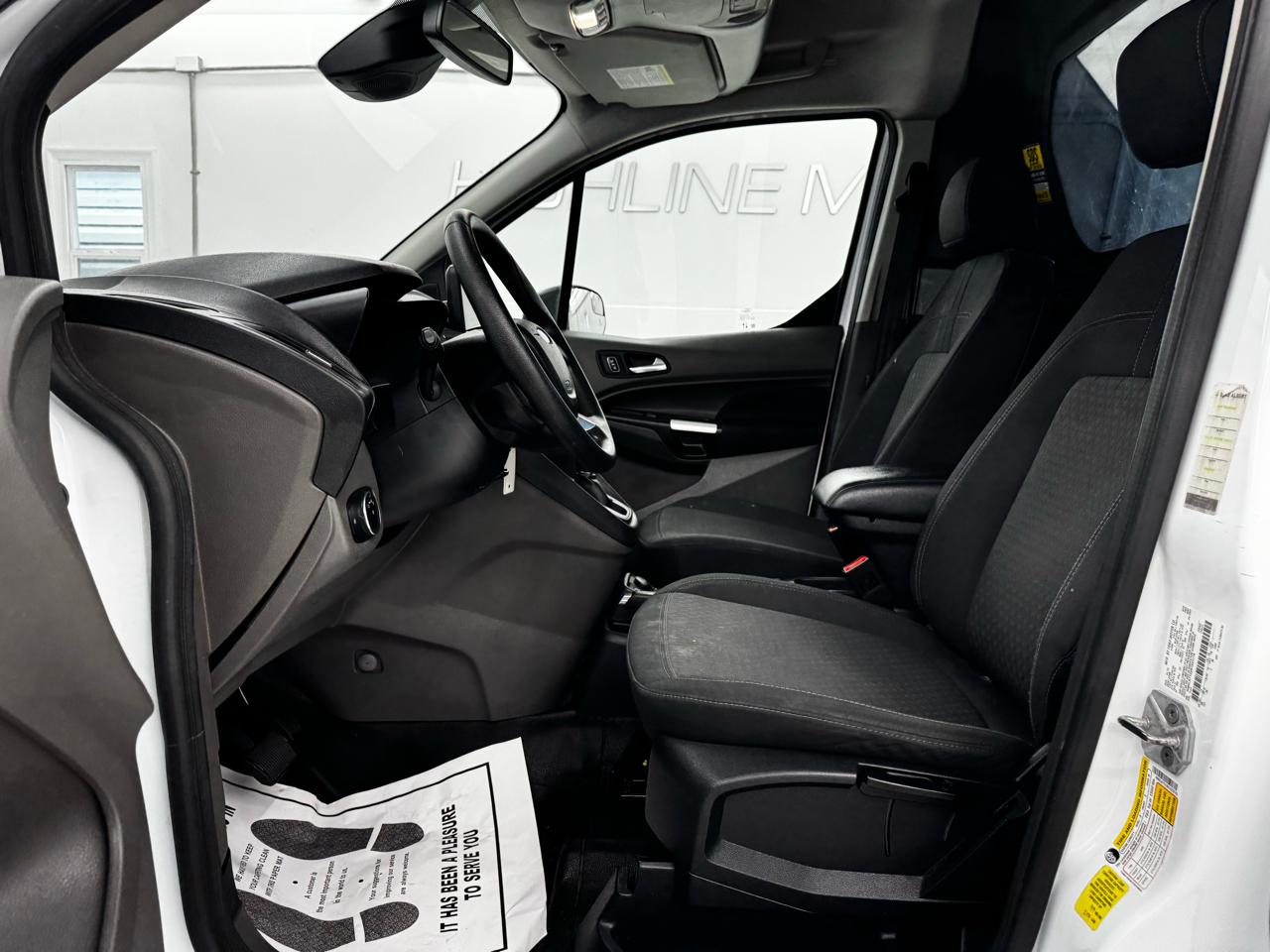 Ford Transit Connect Van XLT LWB w/Rear Symmetrical Doors 2022