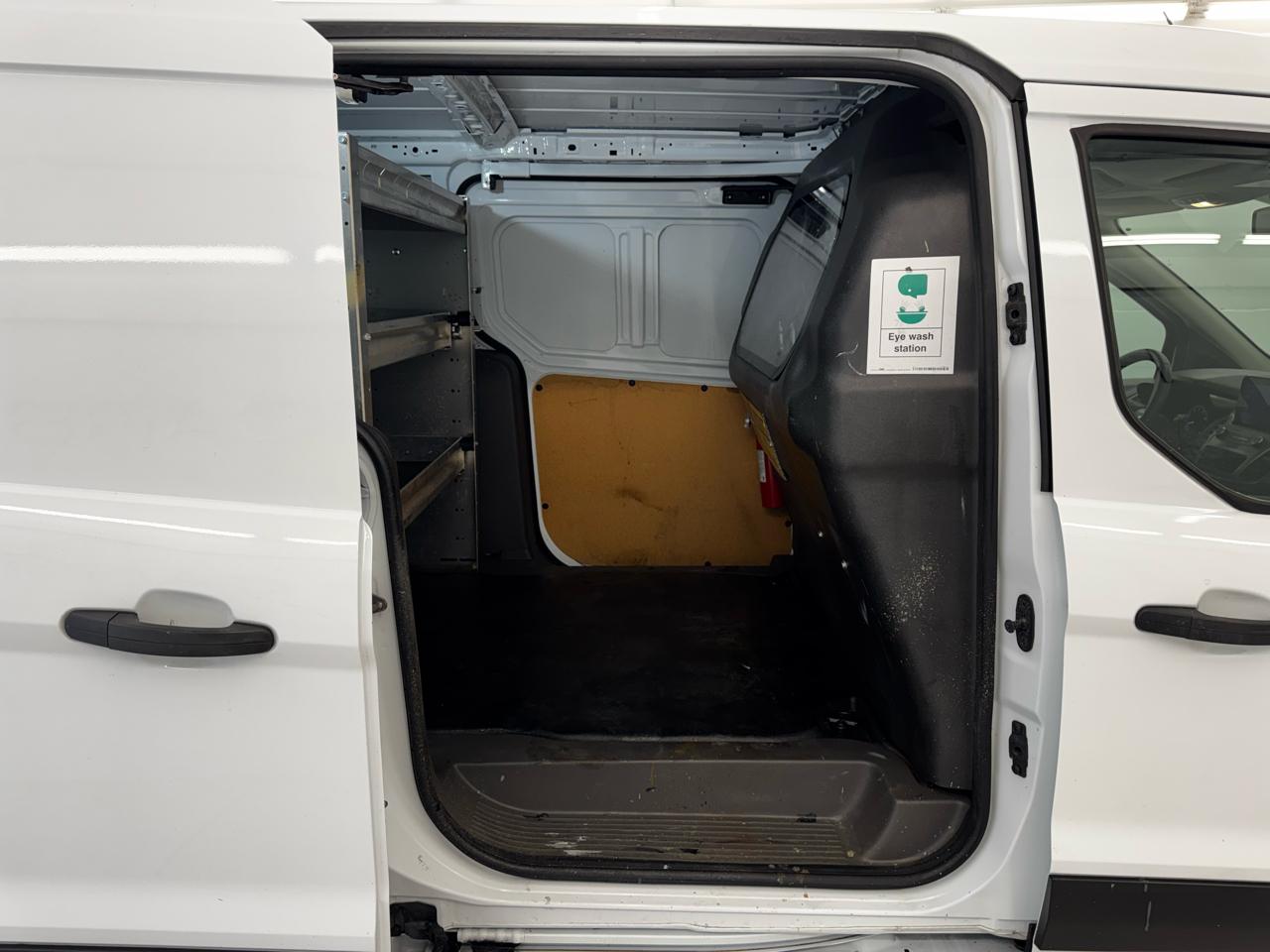 Ford Transit Connect Van XLT LWB w/Rear Symmetrical Doors 2022