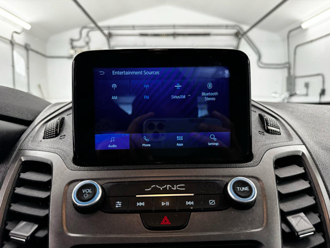 Ford Transit Connect Van XLT LWB w/Rear Symmetrical Doors 2022