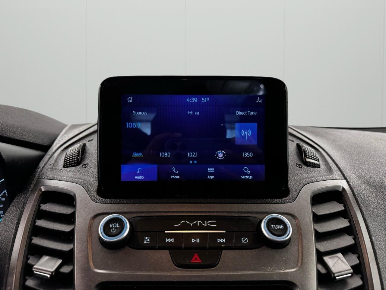 Ford Transit Connect Van XLT LWB w/Rear Symmetrical Doors 2022