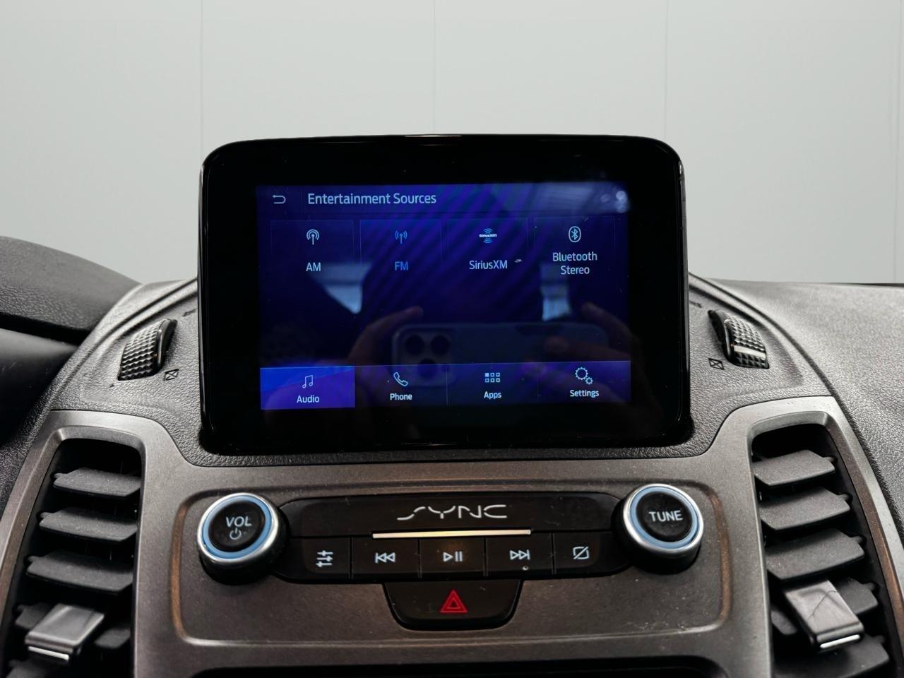 Ford Transit Connect Van XLT LWB w/Rear Symmetrical Doors 2022