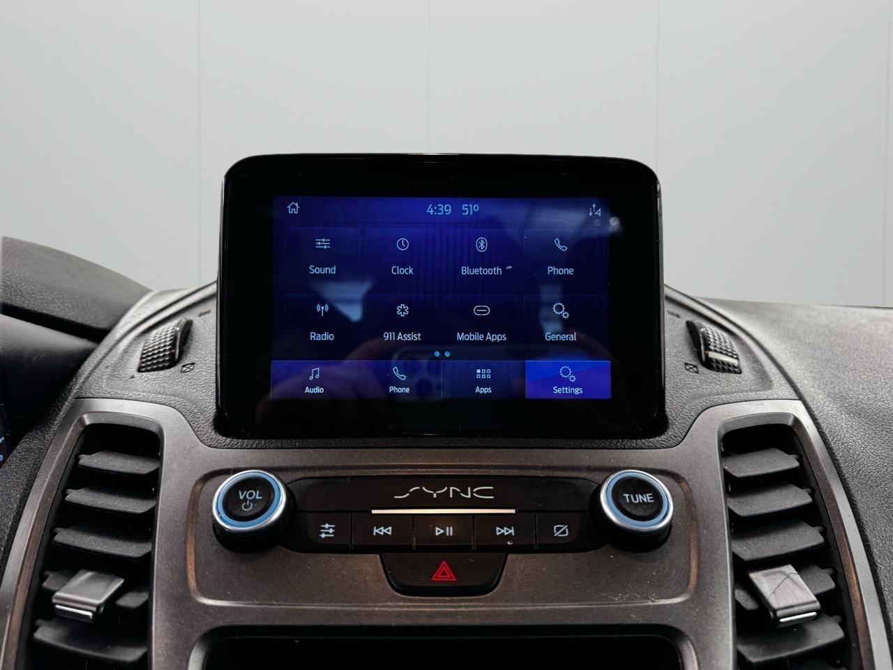 Ford Transit Connect Van XLT LWB w/Rear Symmetrical Doors 2022