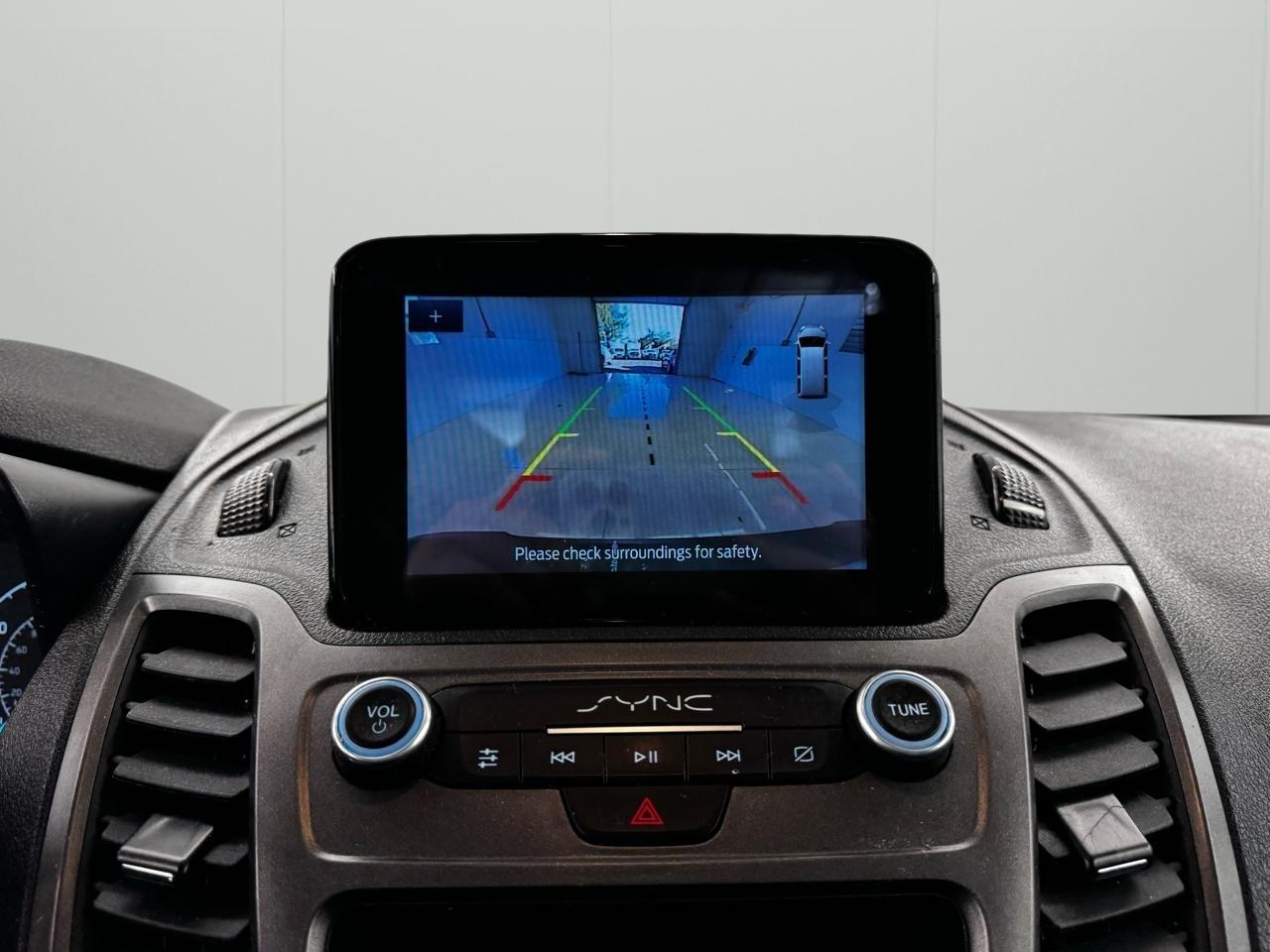 Ford Transit Connect Van XLT LWB w/Rear Symmetrical Doors 2022