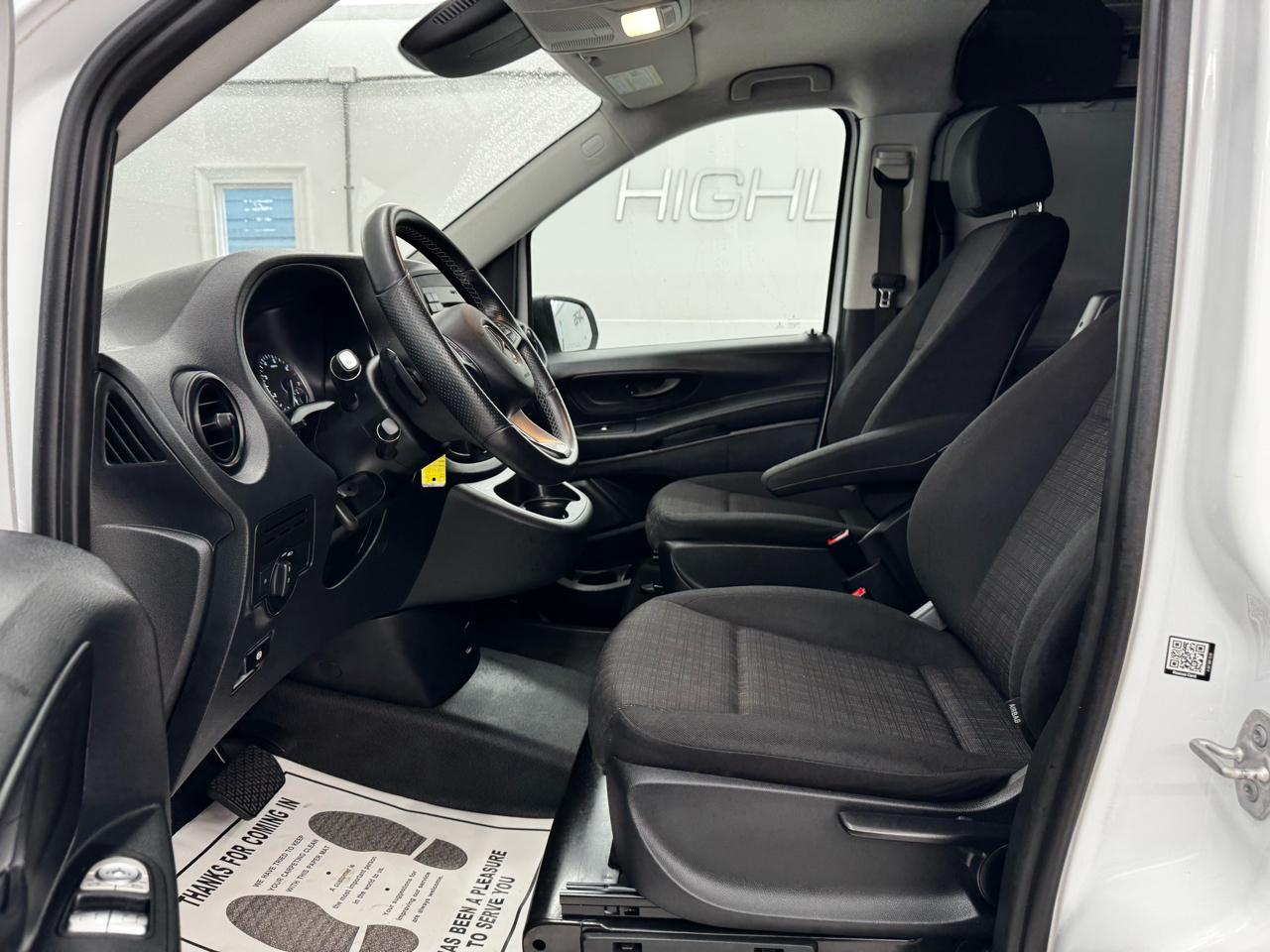 Mercedes-Benz Metris Cargo Van Standard Roof 126" Wheelbase 2020