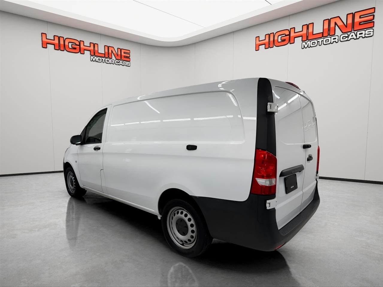 Mercedes-Benz Metris Cargo Van Standard Roof 126" Wheelbase 2020