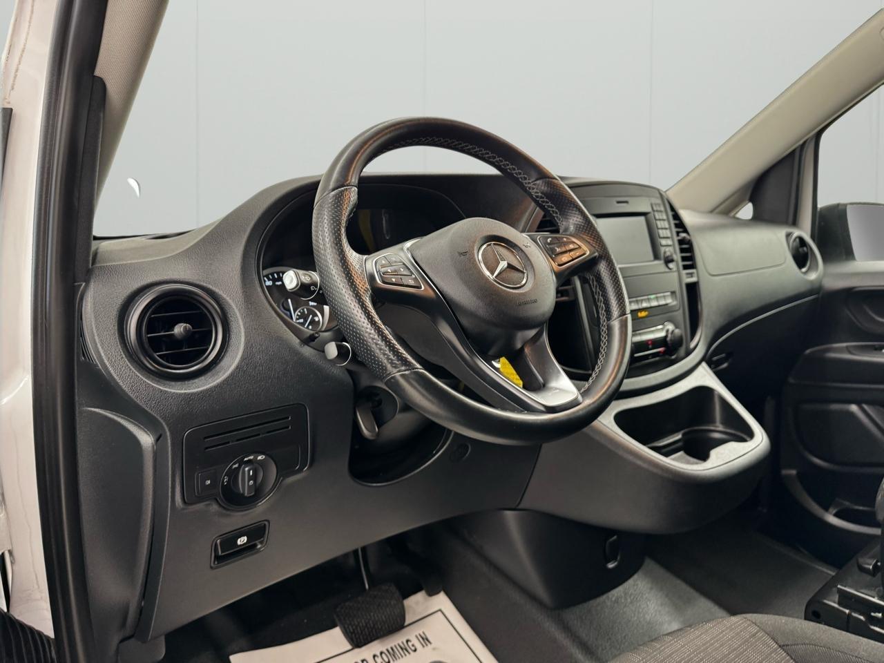 Mercedes-Benz Metris Cargo Van Standard Roof 126" Wheelbase 2020