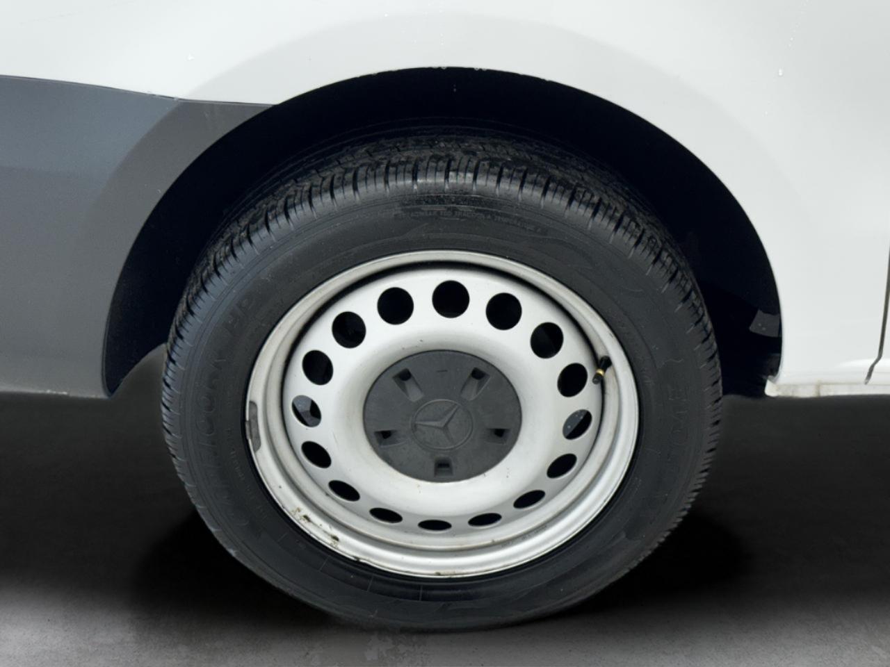 Mercedes-Benz Metris Cargo Van Standard Roof 126" Wheelbase 2020