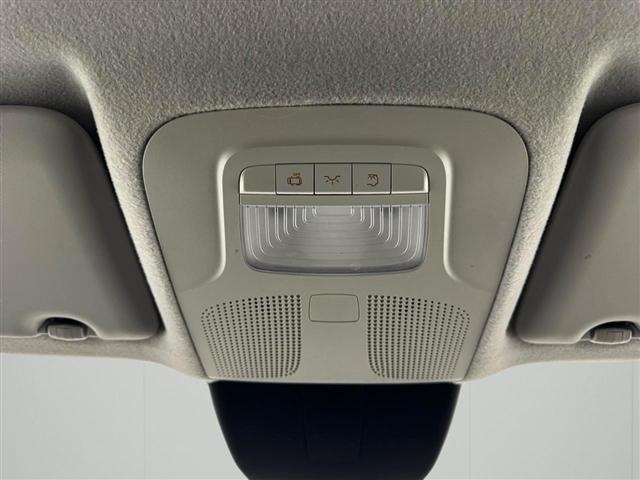 Mercedes-Benz Metris Cargo Van Standard Roof 126" Wheelbase 2020