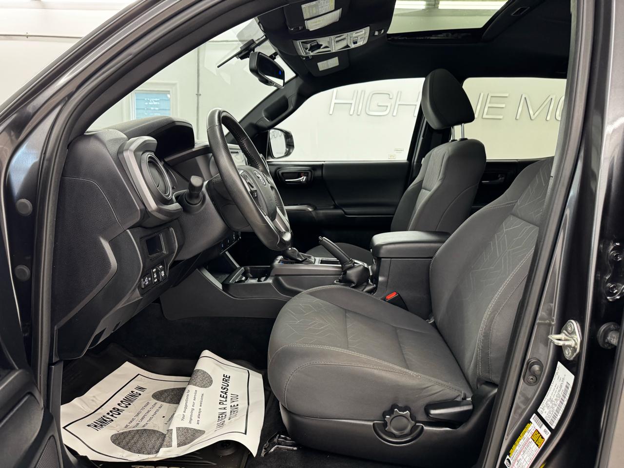 Toyota Tacoma TRD Off Road Double Cab 5' Bed V6 4x4 MT (Natl) 2017