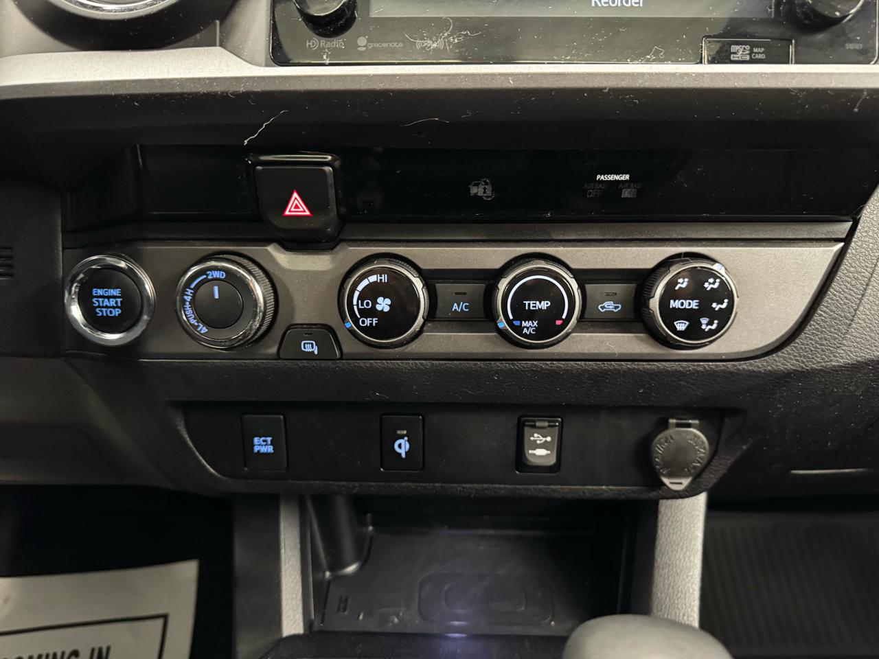 Toyota Tacoma TRD Off Road Double Cab 5' Bed V6 4x4 MT (Natl) 2017