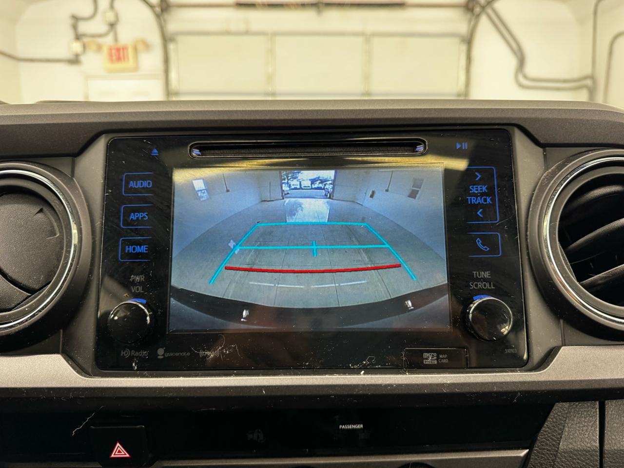 Toyota Tacoma TRD Off Road Double Cab 5' Bed V6 4x4 MT (Natl) 2017